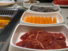 -海底捞火锅鲜切牛肉主题店(长寿路店)