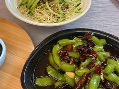 -肥肥虾庄·金牌油焖大虾(汉口城市广场店)