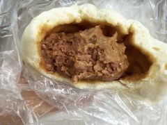 -白玉兰食品甜凤店(合生汇店)