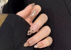 -CM.Nail美甲美睫
