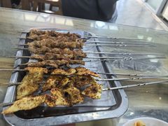 -陇上全荟兰州传统牛肉面(延吉路店)