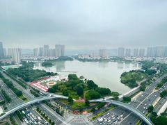 -荣誉国际酒店-云顶旋转餐厅