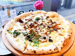 蘑菇松露披萨-The Diner X餐厅(青岛万象城店)