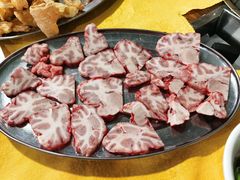 -五洞培记山庄·鲜牛肉火锅