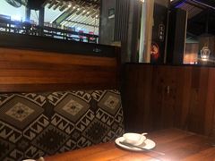 卡座-外婆私房菜(新亚百货店)