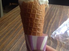 -万利隆·活力烘焙(人民路店)