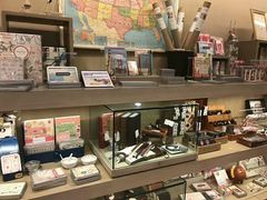 -诚品(信义店)