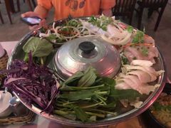 -Lanterns Vietnamese Restaurant