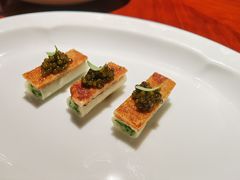 鱼子酱脆皮松板肉-解香楼(八盘岭路店)