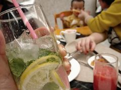 -东方红海鲜百汇(国际大厦店)