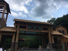 -本溪汤沟绿石谷森林公园