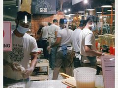 -Fahrenheit 600 Cafe & Restaurant