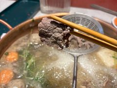 -牛村来人潮汕牛肉火锅(西单店)