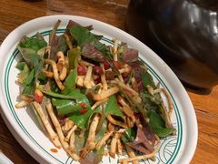 版纳拌折耳根-云海肴·汽锅鸡·云南菜(广安门天虹店)