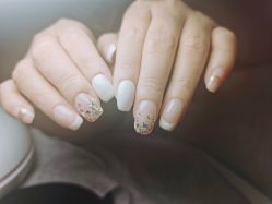 -Meet Nail 美睫·美甲