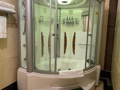 -南洋冠盛酒店(广州天河公园地铁站店)