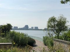 -上海滴水湖皇冠假日酒店