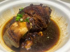 -老码头黑皮肘子锅包肉(赣水路店)