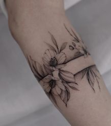 -INK STORY专业刺青·穿孔·洗纹身