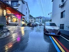 -峡谷农家乐饭店
