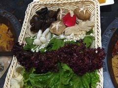 -重庆德庄火锅(体育中心店)