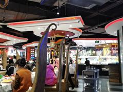 -四海一家自助餐(益田假日广场店)