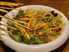 东北拉皮-京朋串屋·烧烤(望京西路总店)