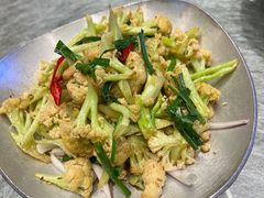-俭寨大盘鸡·手抓肉·烧烤新疆菜(乌苏路店)