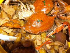 -多嘴超级肉蟹煲(中东店)