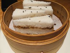 -荣家黄鱼面(南京西路店)