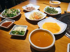 -唯成•韩国炭火烤肉 유성고기