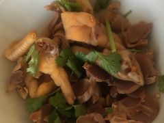 -月亮房·白斩鸡(娄山关路店)