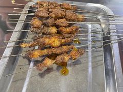 -牛一嘴·兰州牛肉面·大盘鸡(财富中心店)