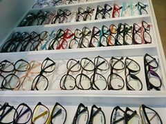 -潘多拉眼镜·蔡司依视路明月(潘家园店)