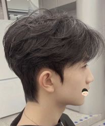 -丝语萱形象