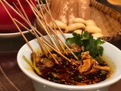 -万重锦·人文川菜馆(骡马市店)