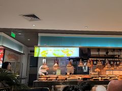-金马门国际美食百汇(珞喻路店)