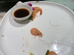 -绿草地·湘菜(酃湖师院店)