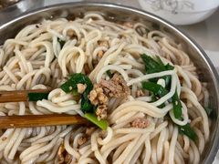 -正宗杨记普洱酸醋米线(总店)