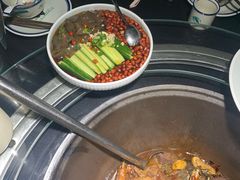 -挂旗柴锅鸡(蚌山区嘉年华店)