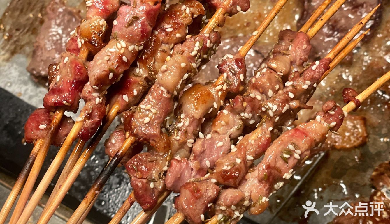 这个才是烧烤的烟火气！