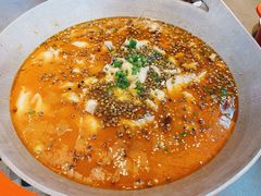 -金鱼盆32年水煮鱼·18秒辣椒炒肉(京西大悦城店)