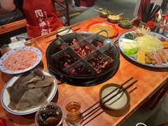 -周小明火锅(黑金冠社区店)