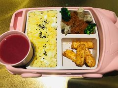 -BossBabe亲子餐厅(金光华广场店)