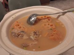 排骨藕汤-刘胖子家常菜·蹄花焖藕(中南店)