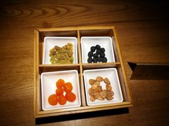 -九锅一堂酸菜鱼(新南凯德直营店)