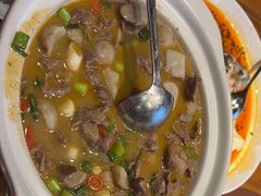 -头上红煨盐鸡·非遗院子餐厅