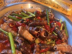 -喝丢一只鞋海鲜烧烤·海肠捞饭(东关街店)