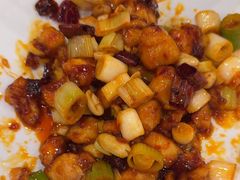 宫保鸡丁-鑫巴蜀小镇 · 水煮鱼专研店(玉桥店)