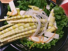 笋尖-湊湊火锅·茶憩(新中关购物中心店)